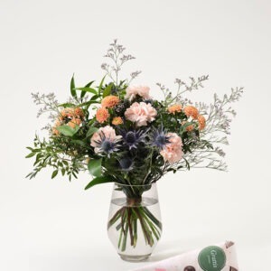 Present till morsdag - blommor & choklad